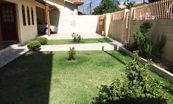 Imagem 4: Duas casas com 163 m@ total, tem 5 quartos, 3 banheiros