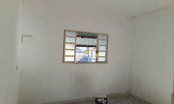 Imagem 5: Casa com 1 dormitório, 3 vagas - venda por R$ 450.000 ou aluguel por R$ 1.000/mês - Vila S