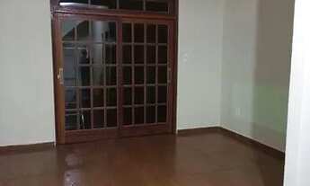 Imagem 4: VENDO CASA Casa com 3 dormitórios