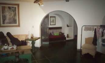 Imagem 2: Ampla casa de 06 quartos no bairro Mangabeiras