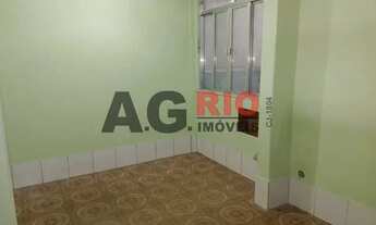 Imagem: Casa de rua-À VENDA-Guadalupe-Rio de Janeiro-RJ