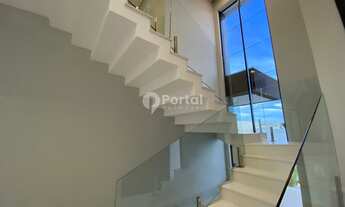 Imagem 4: Casa de condomínio sobrado para venda possui 257 metros quadrados com 4 quartos