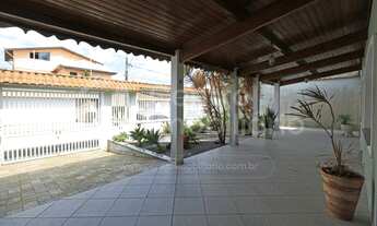 Imagem 4: CASA com piscina e 3 quartos em Peruíbe, no bairro Centro