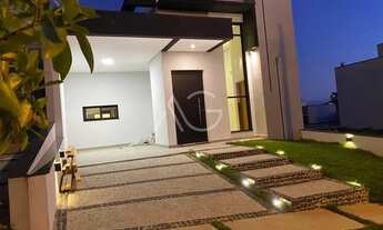 Imagem 2: Casa para Venda em Indaiatuba, Jardim Bréscia, 3 dormitórios, 1 suíte, 2 banheiros, 2 vaga