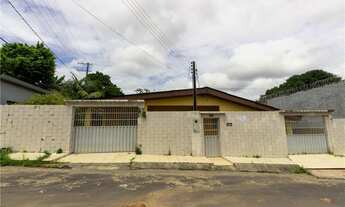 Imagem 4: Charmosa casa de 3 quartos com grande terreno disponível para locação no Conjunto Belveder