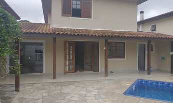 Imagem: Casa a venda na Granja Viana cond São Paulo