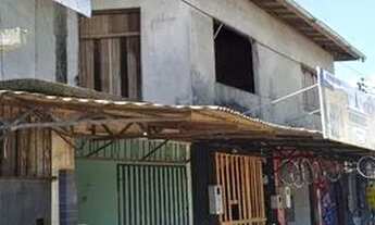 Imagem: Casa com três pontos comerciais sobrado