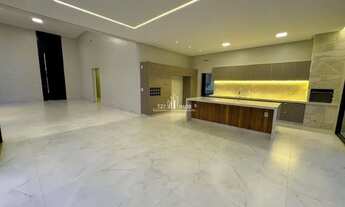 Imagem 3: Portal do Sol Garden, Casa térrea completa em armários, com 3 suítes plenas com closet