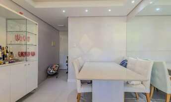 Imagem 7: Apartamento com 110m² reformado e semimobiliado no Menino Deus