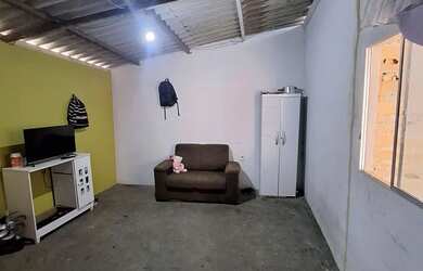 Imagem 3: VENDO CASA!! Casa com 2 dormitórios