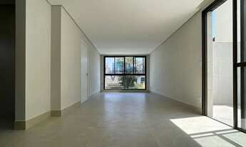 Imagem 4: Apartamento com área privativa, 240m² de área total, 4 quartos, 3 vagas. À venda, no bairr