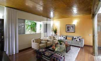 Imagem 2: Casa à Venda - Bandeirantes, 4 Quartos, 1200 m2