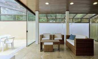 Imagem 7: Casa mobiliada em condomínio fechado com 3 dormitórios sendo 1 suíte e 4 vagas em Curitiba