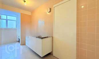 Imagem 13: Apartamento à venda em Petrópolis com 74 m², 2 quartos, 1 vaga