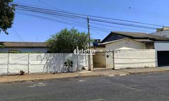 Imagem: Terreno disponível para venda no bairro