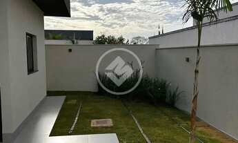 Imagem 7: REF: Office22375 Casa no Casa no Condomínio do Lago, sendo 4 quartos com 225,59m², Goiânia