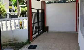 Imagem 2: Apartamento térreo, entrada independente, 2\4 3 vagas, varanda, Stella Maris