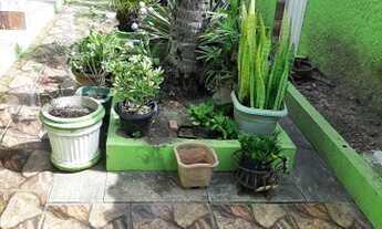 Imagem 2: Casa para venda com 263 metros quadrados com 4 quartos em Marechal Hermes - Rio de Janeiro