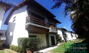 Imagem 4: Casa de condomínio para venda possui 205 metros quadrados com 5 quartos em Alto - Teresópo