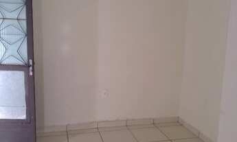 Imagem 5: Aluga-se Kitinet e casa 400,00