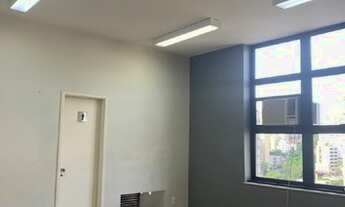 Imagem: EXCELENTE SALA COM 1 BANHEIRO, LOCALIZADO