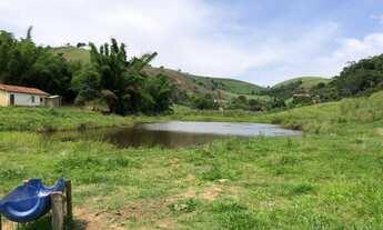 Imagem 2: LINDA ÁREA COM NASCENTE E LAGO A VENDA NO VALE DAS VIDEIRAS
