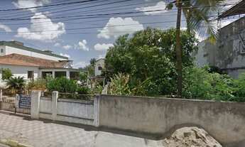 Imagem 2: Casa na Avenida Principal Limoeiro para investidor