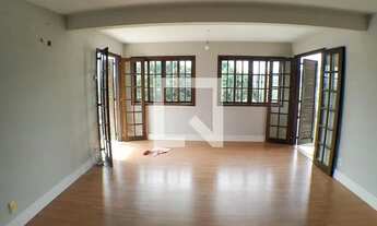 Imagem 2: Casa à Venda - Maria Paula, 4 Quartos, 194 m2