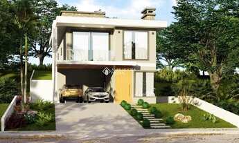 Imagem 3: GRAMADO - Casa Padrão - Pártico