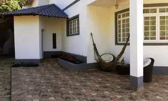 Imagem 3: Casa para venda tem 330 metros quadrados com 5 quartos em Centro - Miguel Pereira - RJ