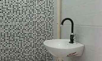 Imagem 5: Ponto comercial/Loja/Box para aluguel possui 72 metros quadrados com 1 quarto