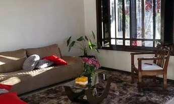 Imagem 2: Casa com quatro dormitórios em Canoas, Bairro São José