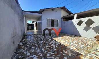 Imagem 5: Casa de frente com Quintal, 2 vagas de garagem, sala, 1 quarto ,cozinha , banheiro.banheir