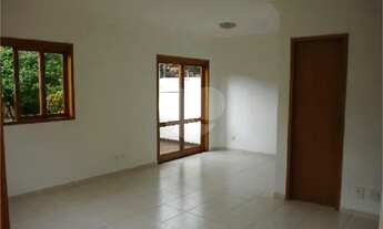 Imagem 3: Linda casa de 04 dormitórios em condomínio fechado na Saúde