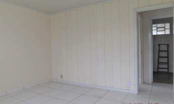 Imagem 2: Casa para aluguel tem 60 metros quadrados com 2 quartos em Boa Vista - Curitiba - PR