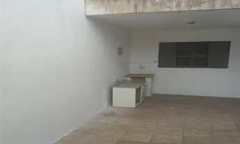 Imagem 3: 01 quarto, sala, cozinha, wc e quintal