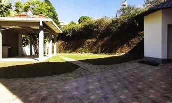 Imagem 2: Casa para venda tem 330 metros quadrados com 5 quartos em Centro - Miguel Pereira - RJ