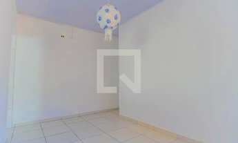 Imagem 4: Casa para Aluguel - Vila Cecília Maria, 2 Quartos, 95 m2