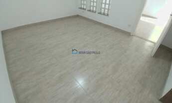 Imagem 2: Excelente casa térrea ara locação! Com 60m², fácil acesso da Av Cupecê!