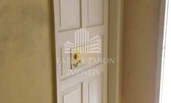 Imagem 2: Apto no Bingen - Rua principal com 3 quartos, sala, cozinha, banheiro. Não tem t