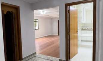 Imagem 4: Casa com 4 dormitórios sendo 2 suítes, no centro de Alphaville