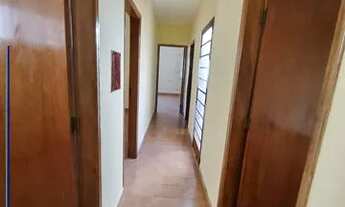 Imagem 4: RIBEIRÃO PRETO - Casa Padrão - SUMAREZINHO