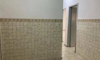 Imagem 5: Aluga-se casa na rua principal do Bairro de Lourdes