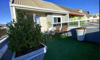 Imagem 2: Sobrado com 4 dormitórios à venda por R$ 690.000,00 - Xaxim - Curitiba/PR