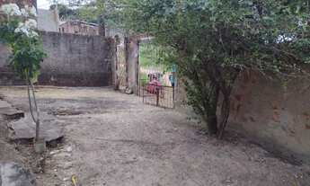 Imagem 2: Casa com terreno casa grande