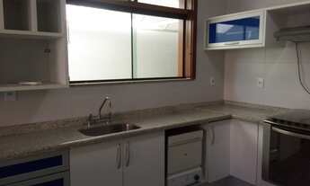 Imagem 3: Casa em Condomínio com 450 mts. 4 suítes, piscina e area gourmet com salão de festas com