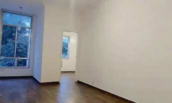 Imagem 3: Apartamento para venda com 89 metros quadrados com 3 quartos em Laranjeiras - Rio de Janei