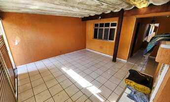 Imagem 2: Casa para venda tem 130 metros quadrados com 4 quartos em Vila Falchi - Mauá aceita parce