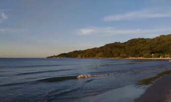 Imagem 2: Pousada a 60 m da Praia da Daniela aluga suítes