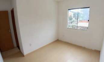 Imagem: )(- Linda casa com 2 quartos área externa